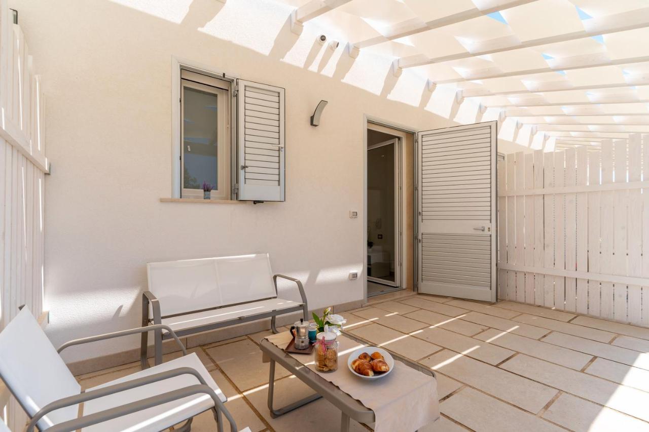 Residence Jolly Mare Torre Lapillo Exterior foto