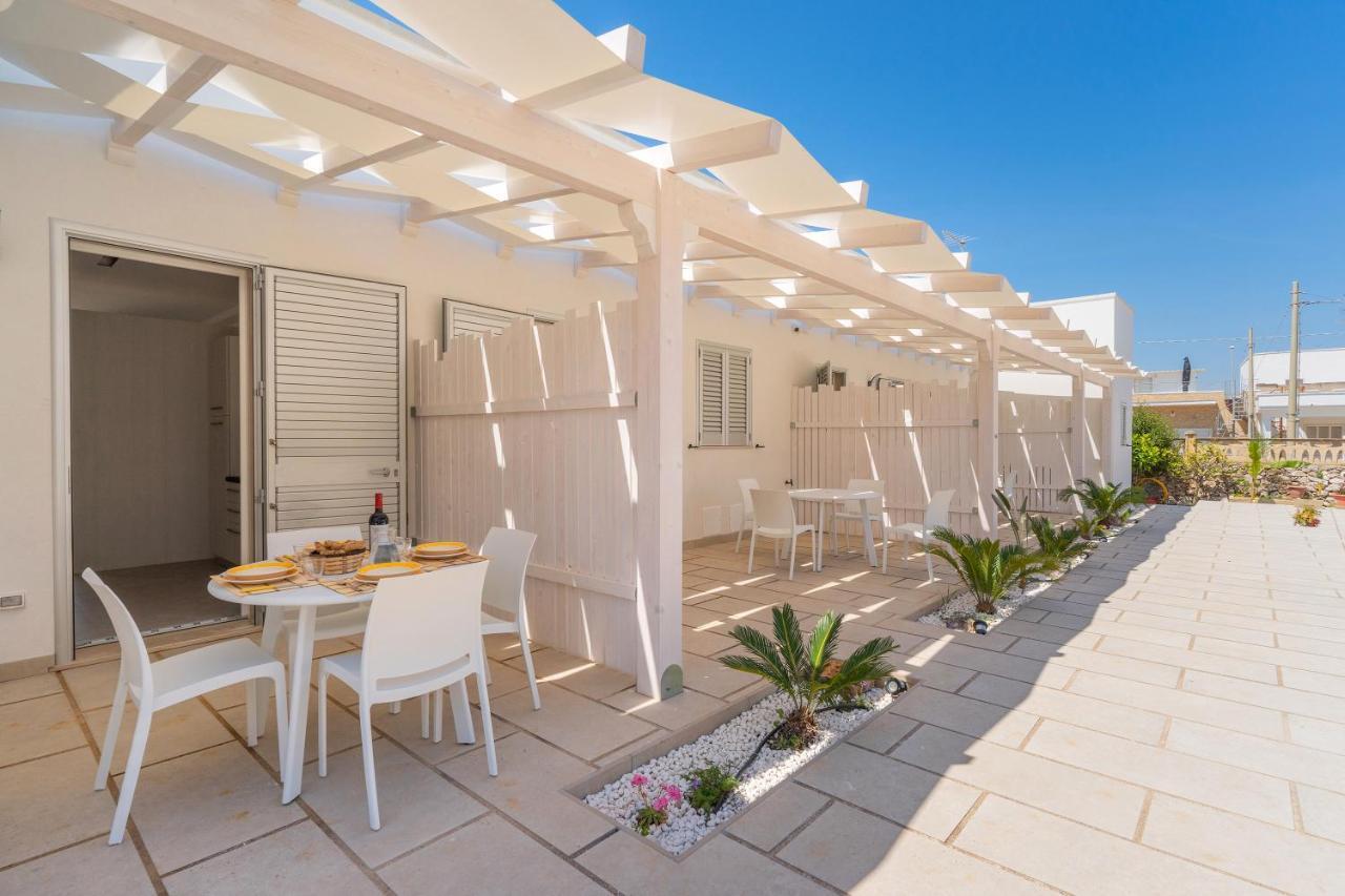 Residence Jolly Mare Torre Lapillo Exterior foto